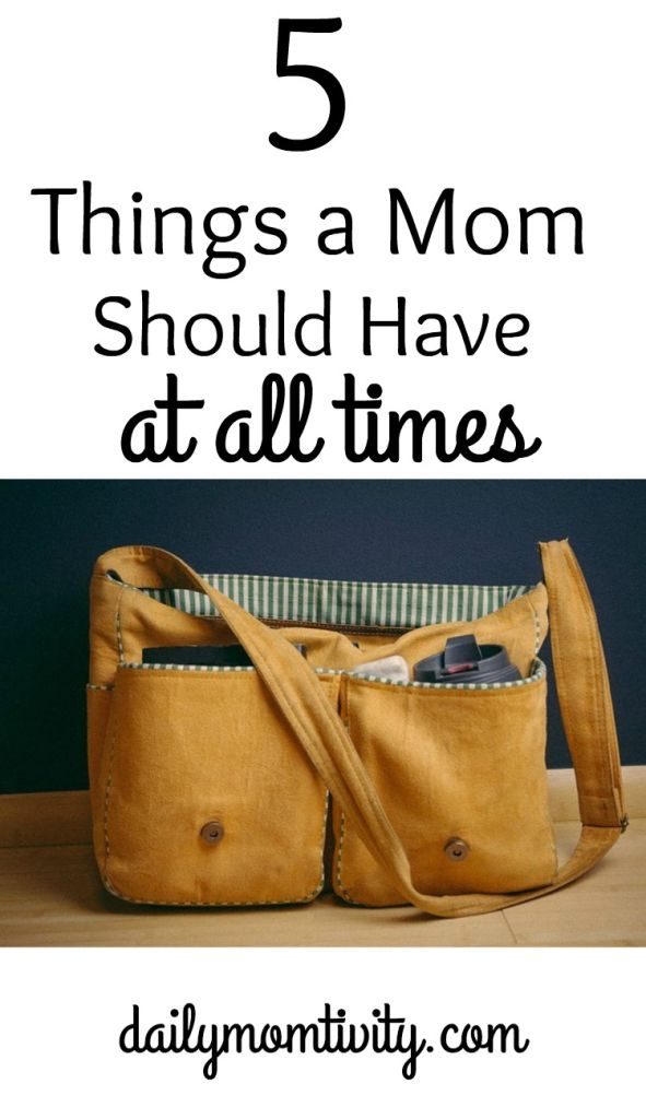 5 Things a Mom Should Have with her at all times. You never want to be stuck without these essentials! https://dailymomtivity.com