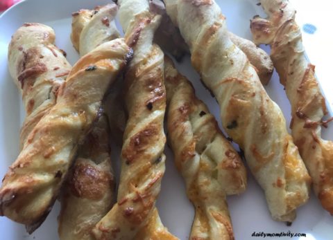 These baked cheese twists are delicious, easy to make, and go perfectly with any soup or salad!