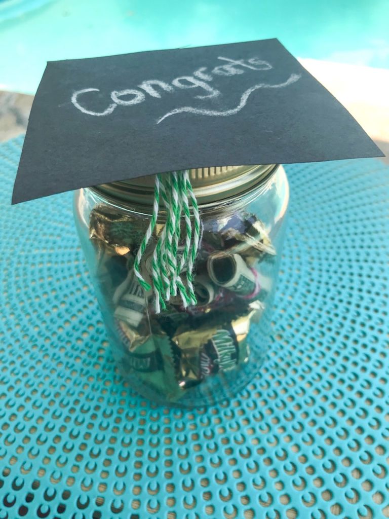 graduation hat jar, DIY graduation gift idea