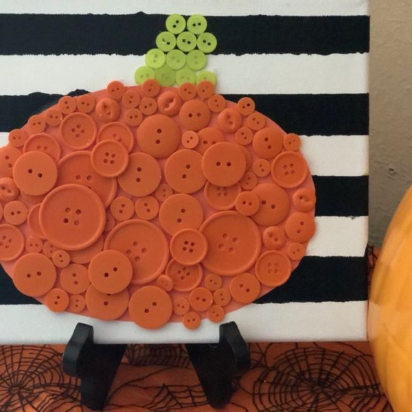 Button Pumpkin Craft {Perfect Halloween Simple Craft}