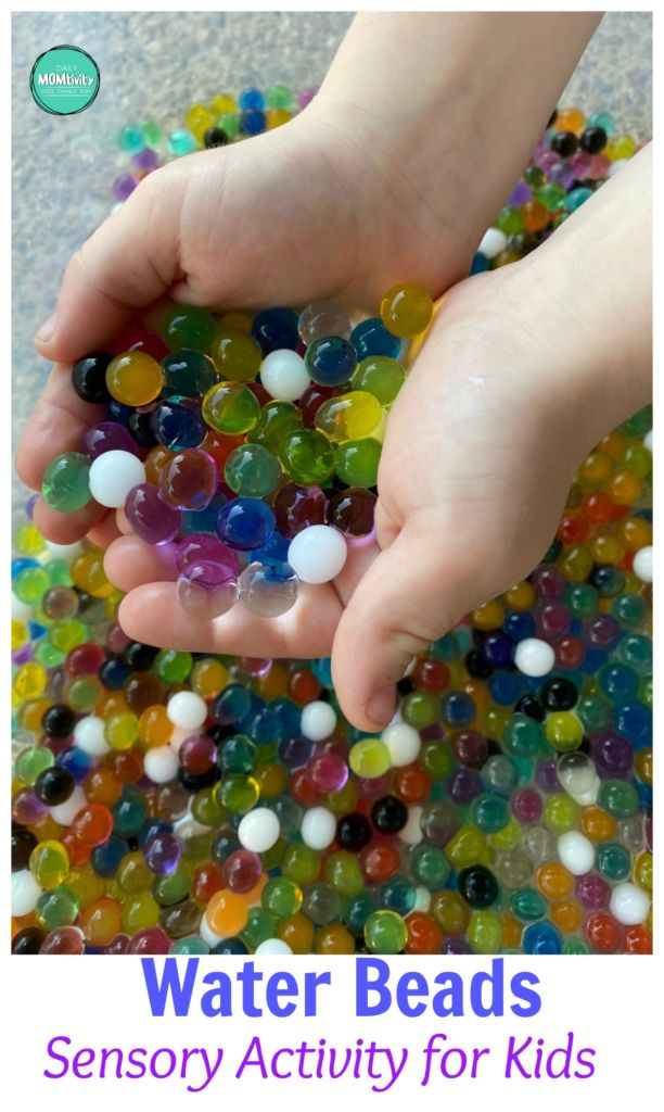 Water Beads, A perfect sensory activity for kids! This is great for preschool and up for hands on fun #sensory dailymomtivity.com